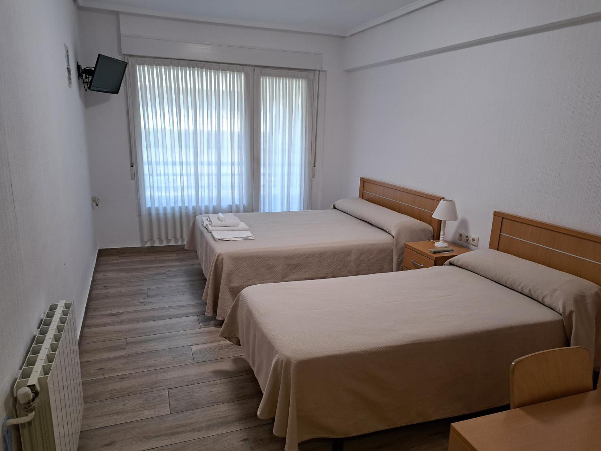 Pension Iruna Santurtzi Exterior foto
